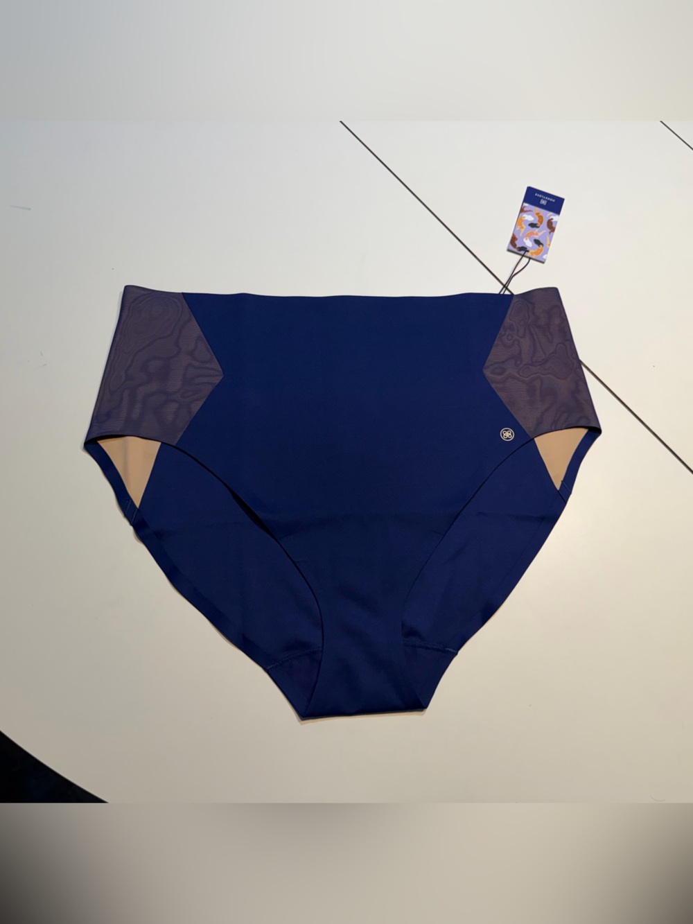 NWT 2X Honeylove CrossOver Brief in dark blue with shear mesh side panels